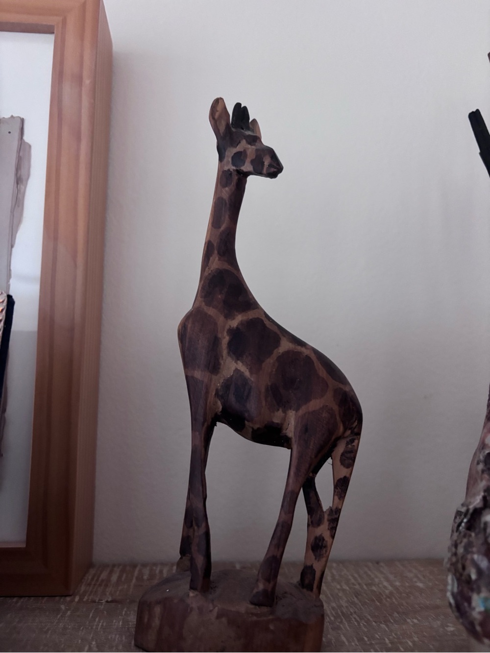 Hand Carved Wooden Giraffe Statue Figurine Safari Decor 8” Tall